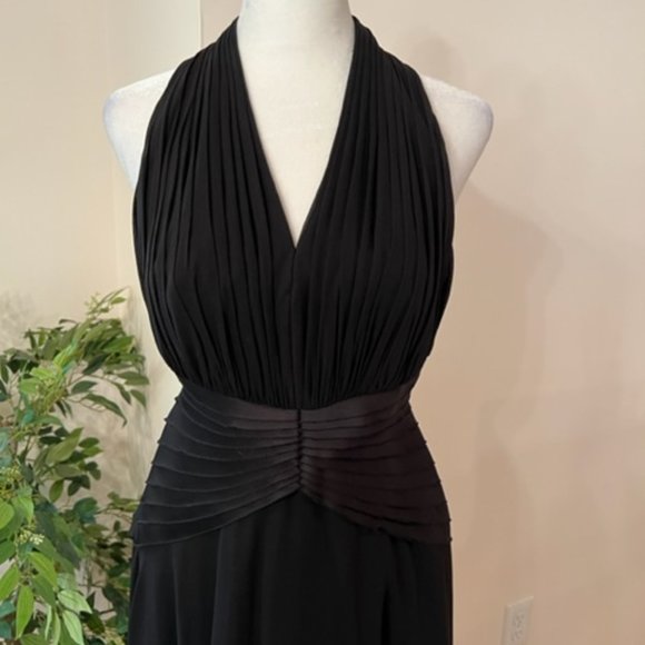 Tadashi Collection Chiffon Halter Dress, size 4 - Picture 9 of 15